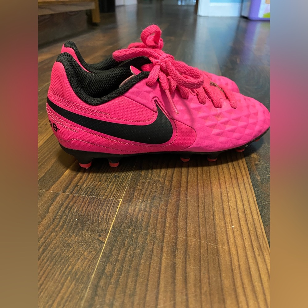 Nike Tiempo Soccer Cleats- Girls Size 12c